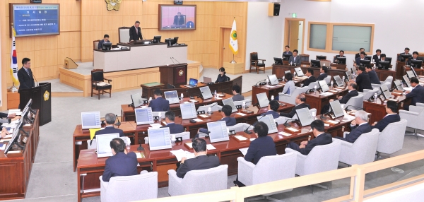 여수시의회가 2017년 마지막 본회의를 21일 개회한다.