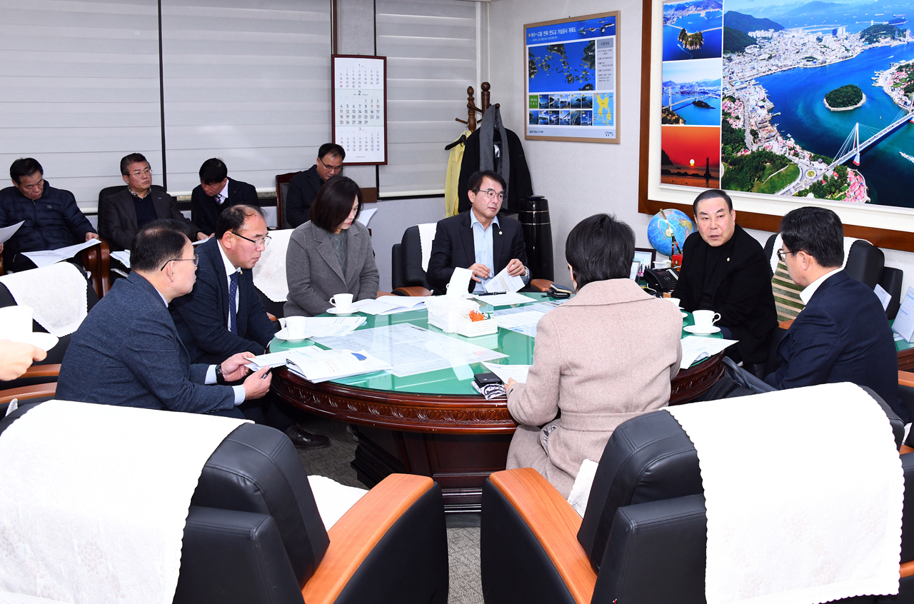 ▲ 여수시의회 의장단 회의 모습. (사진=여수시의회 홈페이지)
