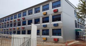 ▲ 종고초등학교에 설치된 모듈러 교실. (사진=마재일 기자)